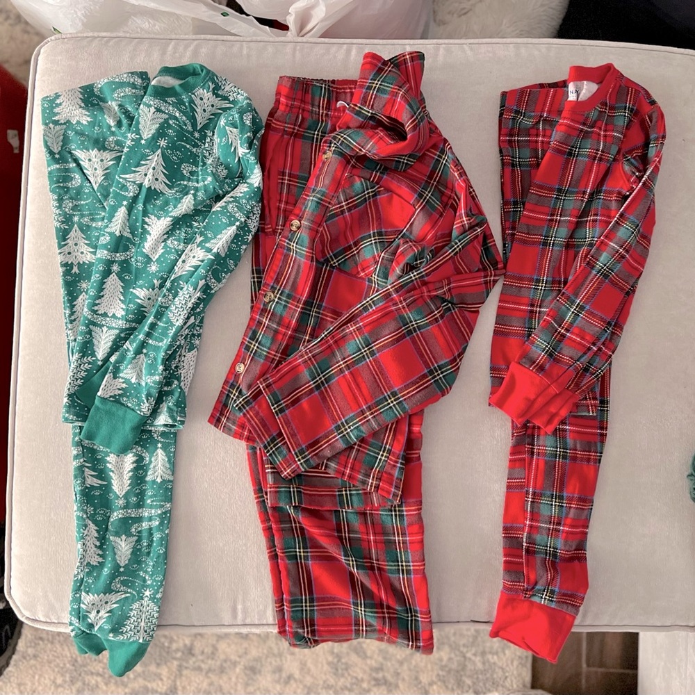 🎄Size 8 Christmas Jammies